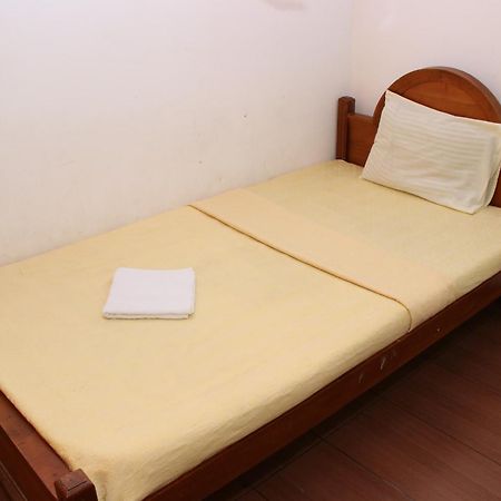 Caritas Rest Hotel กอลล์ ภายนอก รูปภาพ