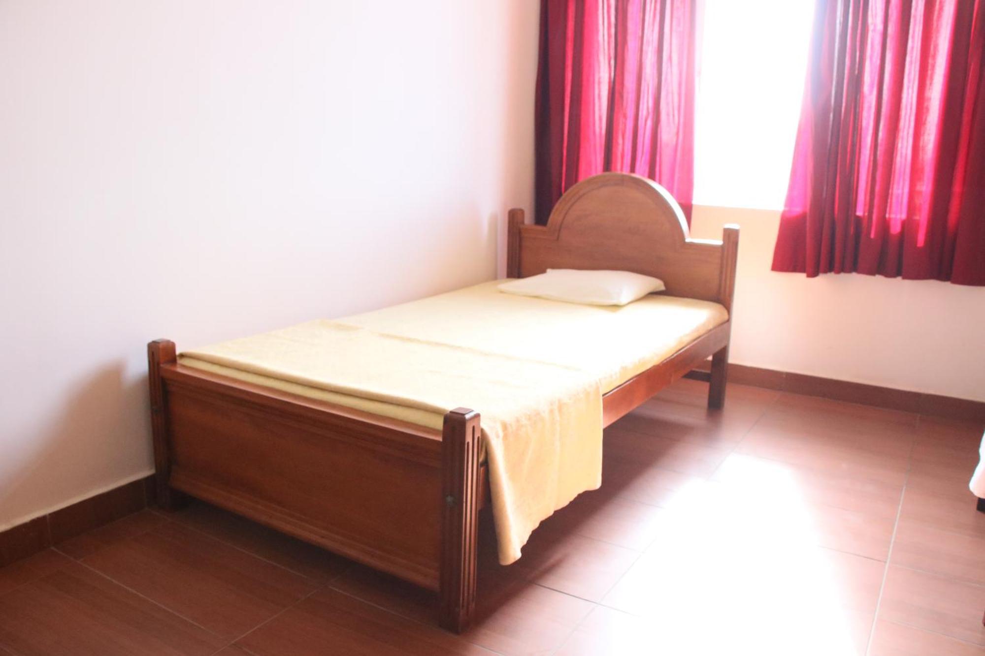 Caritas Rest Hotel กอลล์ ภายนอก รูปภาพ