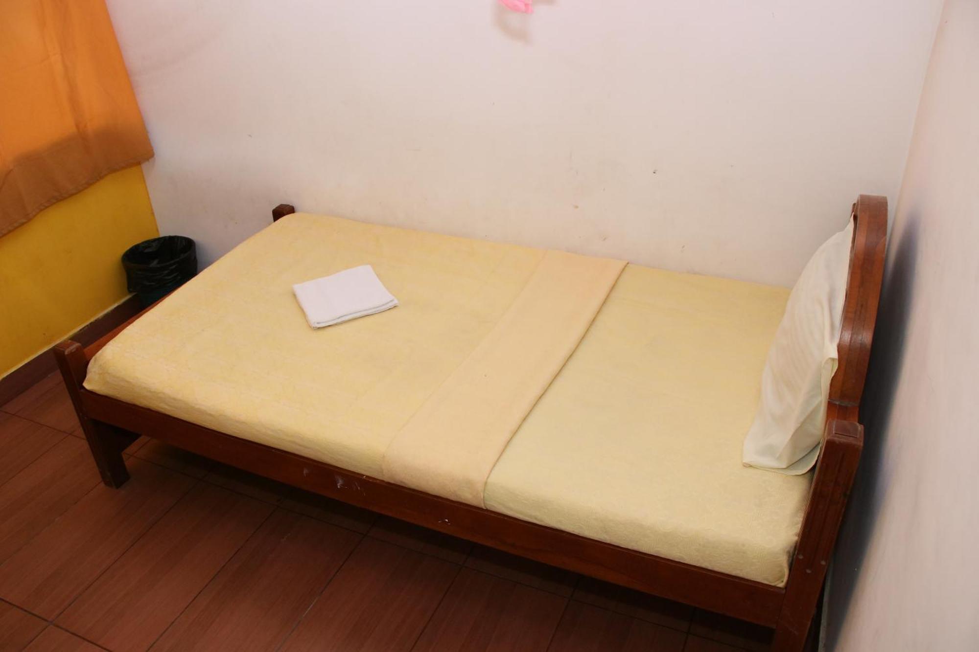 Caritas Rest Hotel กอลล์ ภายนอก รูปภาพ